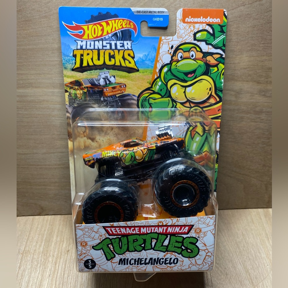 Monster truck, hot wheel, ninja turtle Michelangelo truck